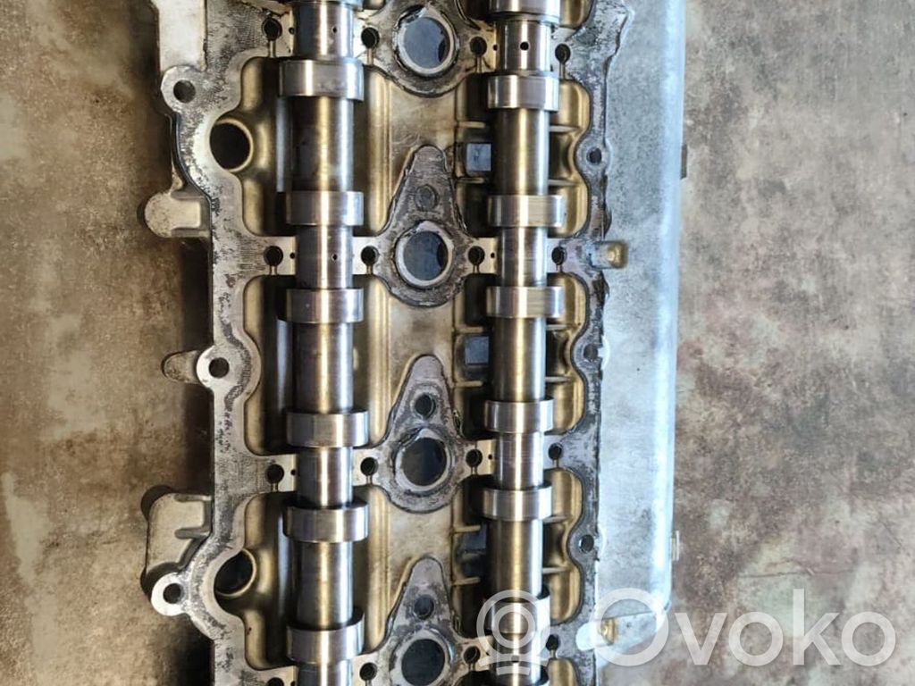 Nissan X-Trail T32 Engine head 