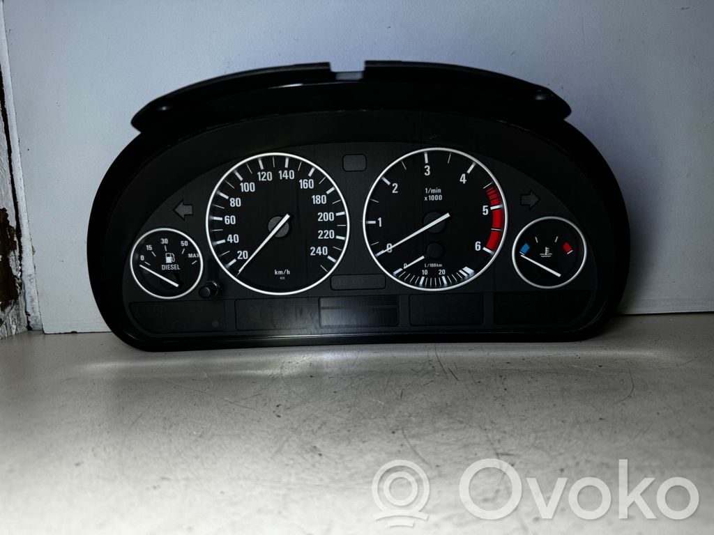 BMW 5 E39 Nopeusmittari (mittaristo) 