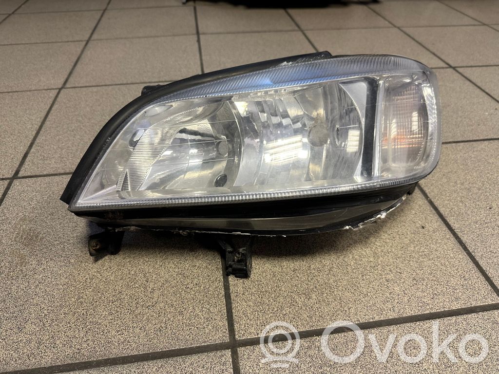 Opel Zafira A Scheinwerfer 