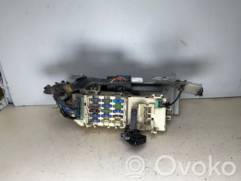 Mazda 323 Set cutie siguranțe 