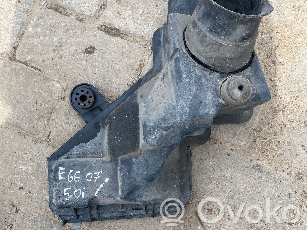 BMW 7 E65 E66 Air filter box cover 