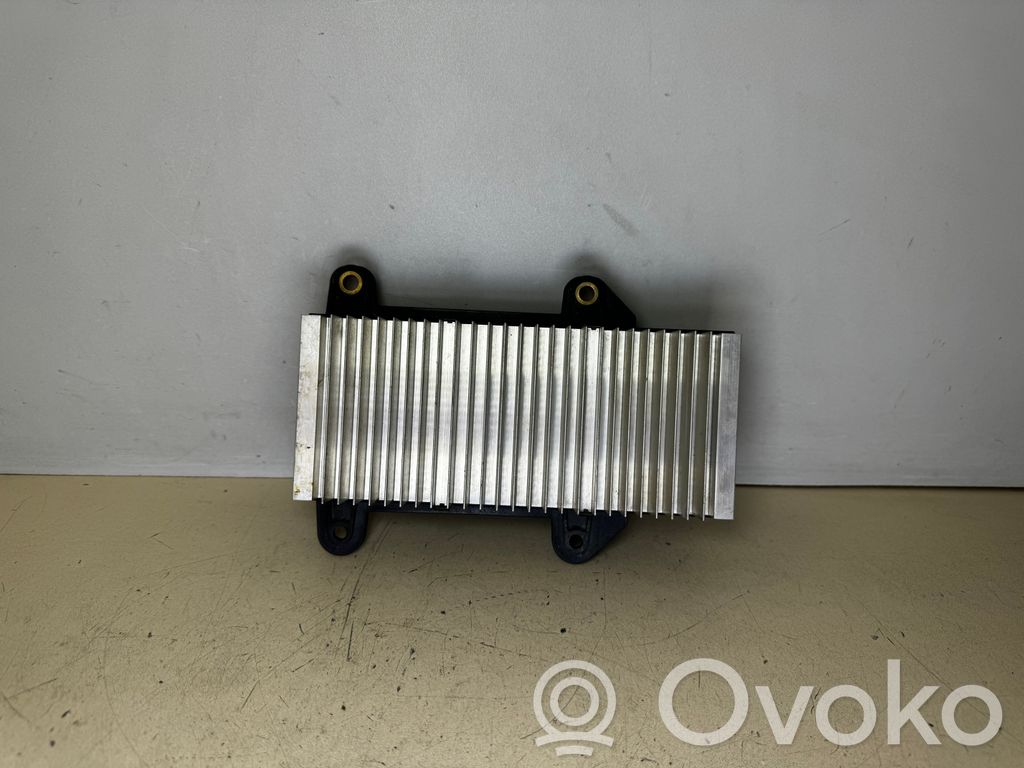 BMW 7 E65 E66 Jännitteenmuunnin/vaihtosuuntaaja 