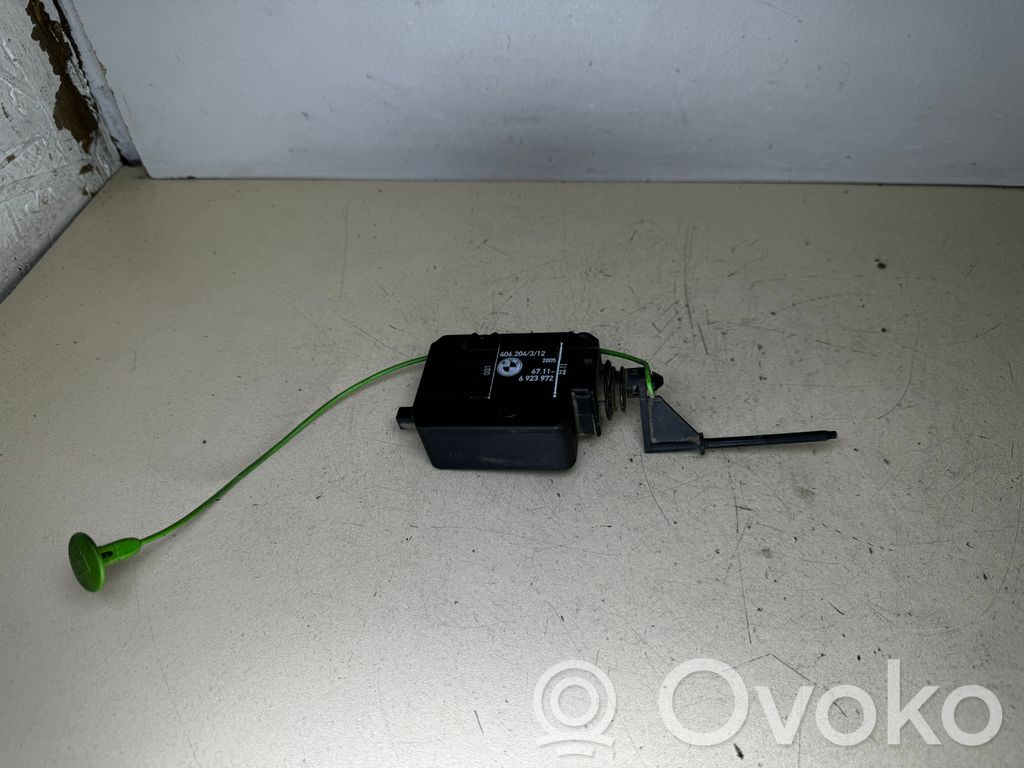 BMW 7 E65 E66 Fuel tank cap lock 