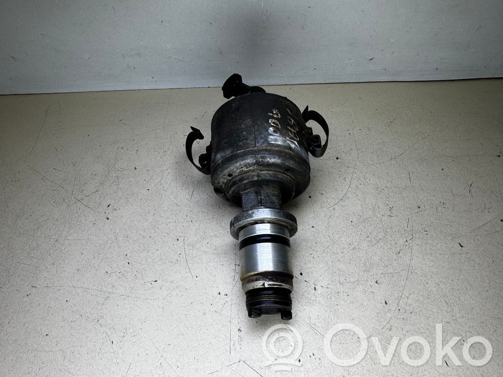 Saab 900 Spark distributor 