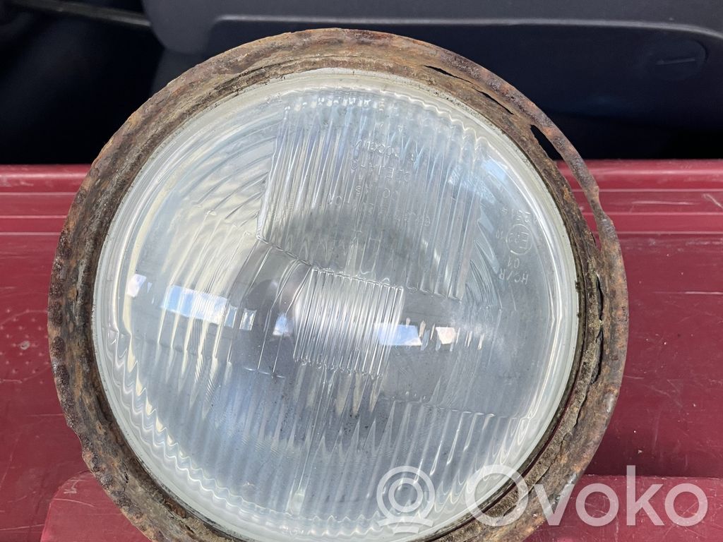 Lada Niva Phare frontale 