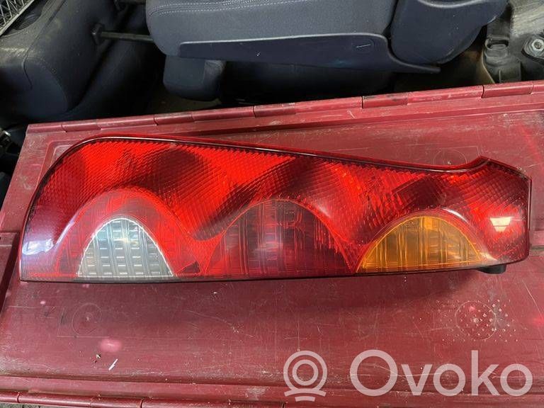 Nissan Note (E11) Rear/tail lights 