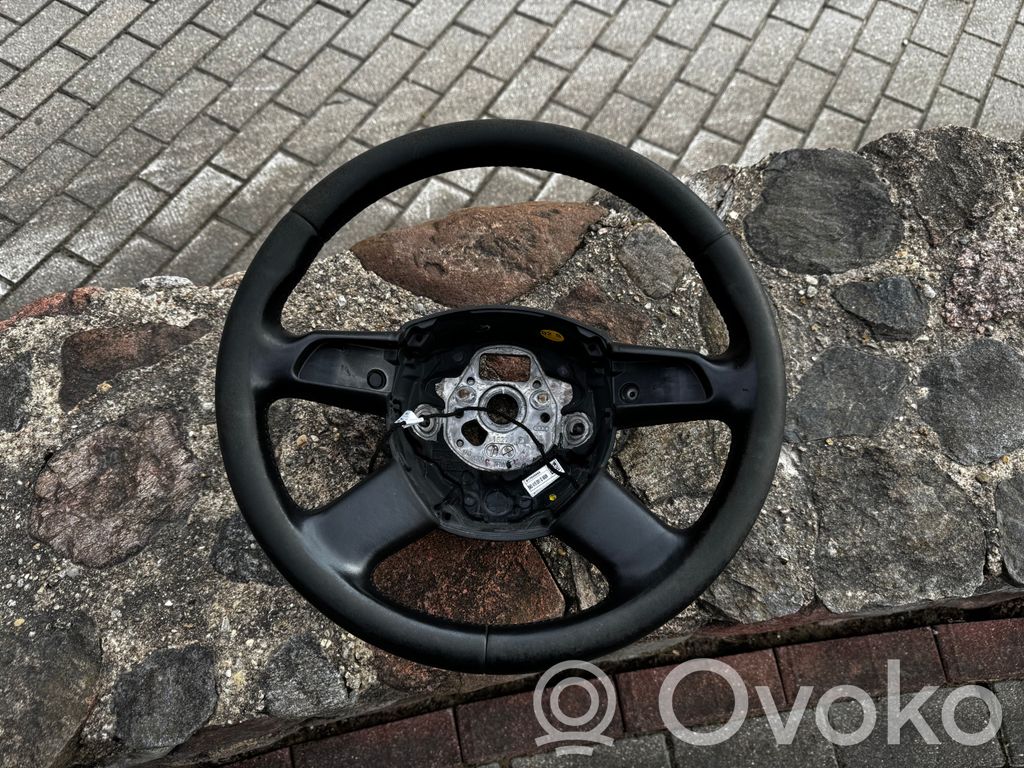 Audi A4 S4 B8 8K Ohjauspyörä 