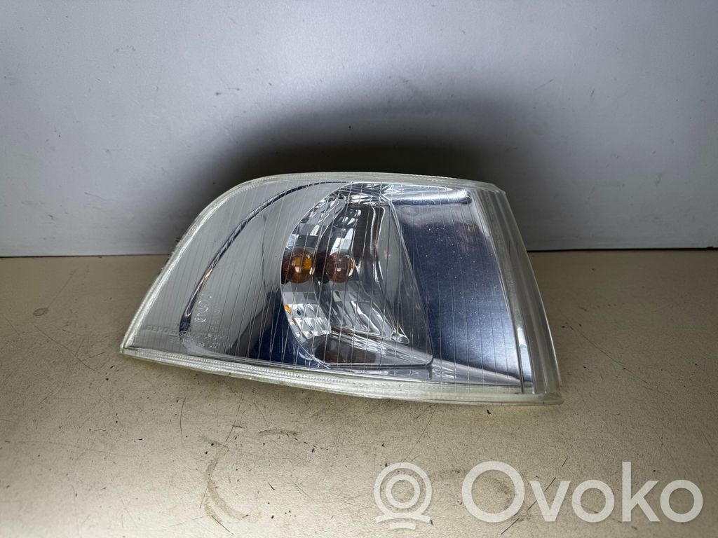 Volvo S40, V40 Kierunkowskaz przedni 