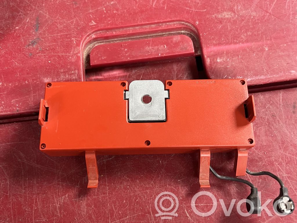Volvo V70 Antenos stiprintuvas 