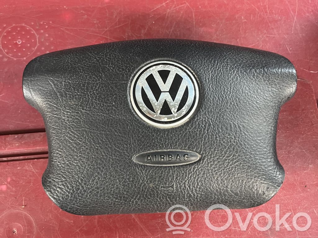 Poduszka powietrzna Airbag kierownicy   3B0880201M,111205000
