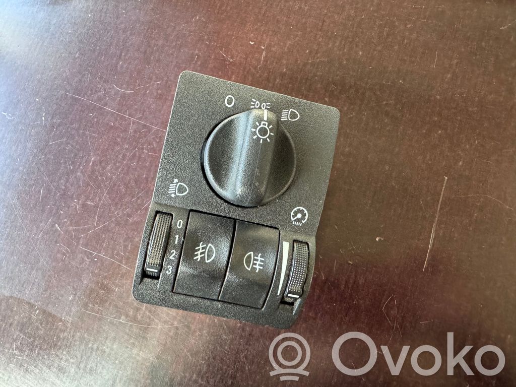 Opel Astra G Interruptor de luz 