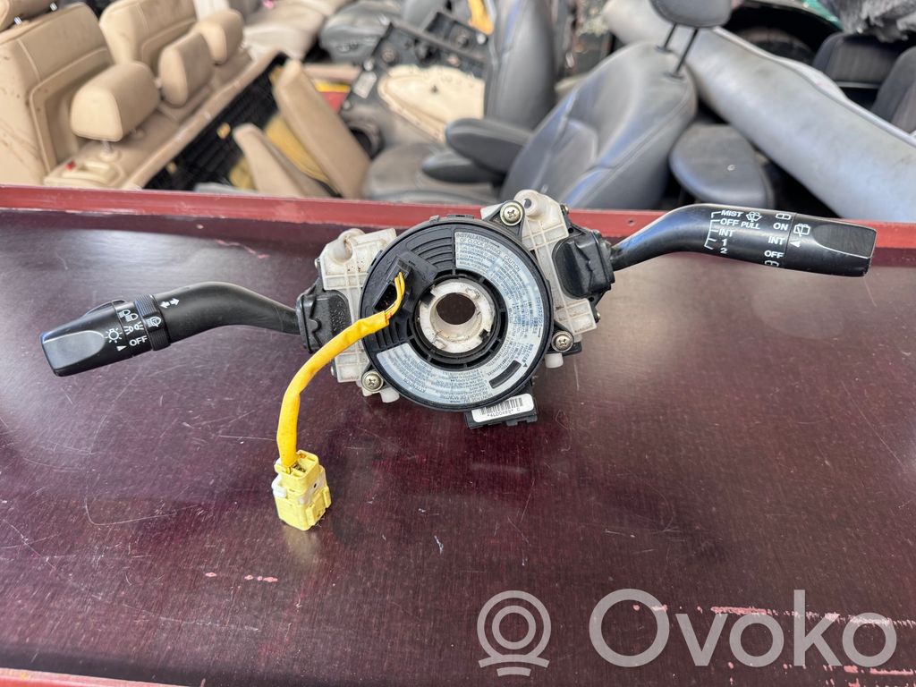 Mazda 323 F Commodo, commande essuie-glace/phare 