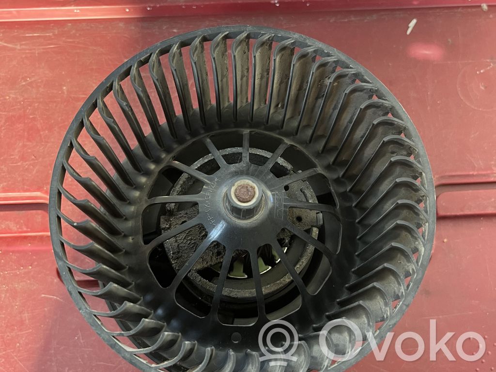 Ford Focus Mazā radiatora ventilators 