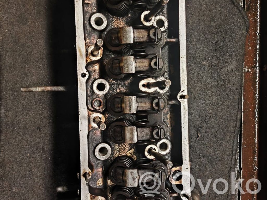 Lada Niva Engine head 