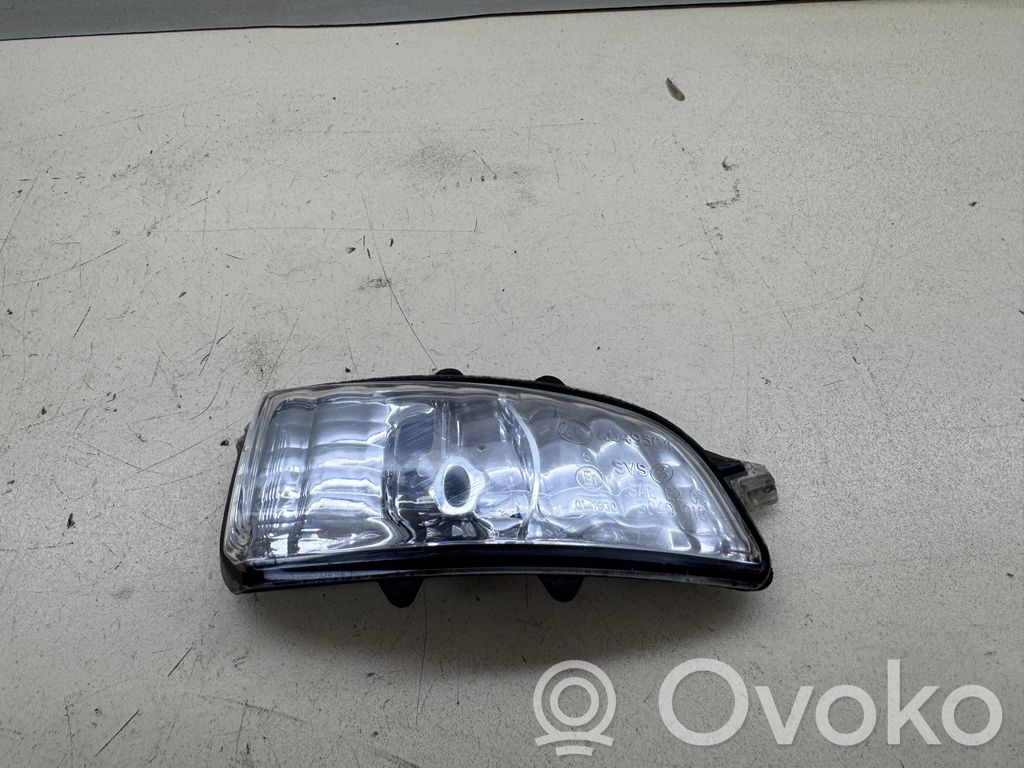 Volvo V50 Mirror indicator light 