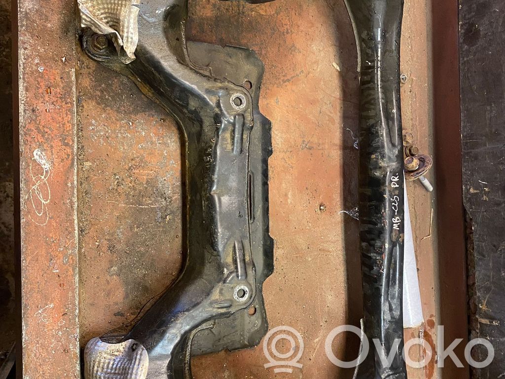 Mercedes-Benz CLS C219 Front subframe 