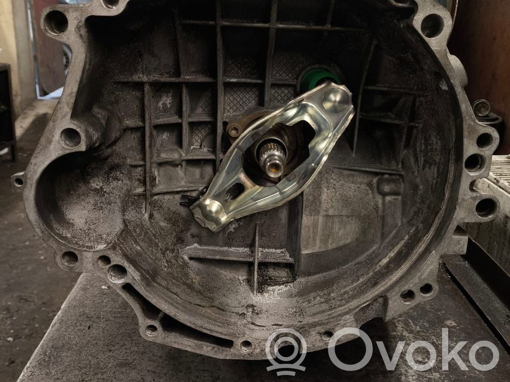 Audi A6 S6 C6 4F Manualna 6-biegowa skrzynia biegów 