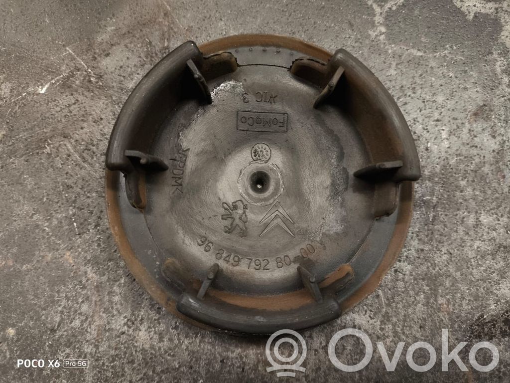 Ford C-MAX II Kampiakselin vauhtipyörä 