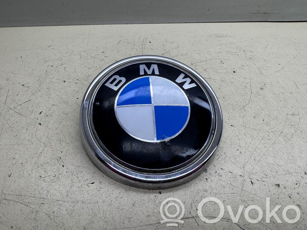 BMW X5 E70 Gamintojo ženkliukas 