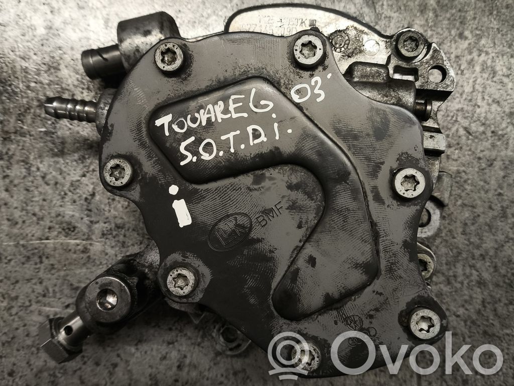 Volkswagen Touareg I Pompa podciśnienia / Vacum 