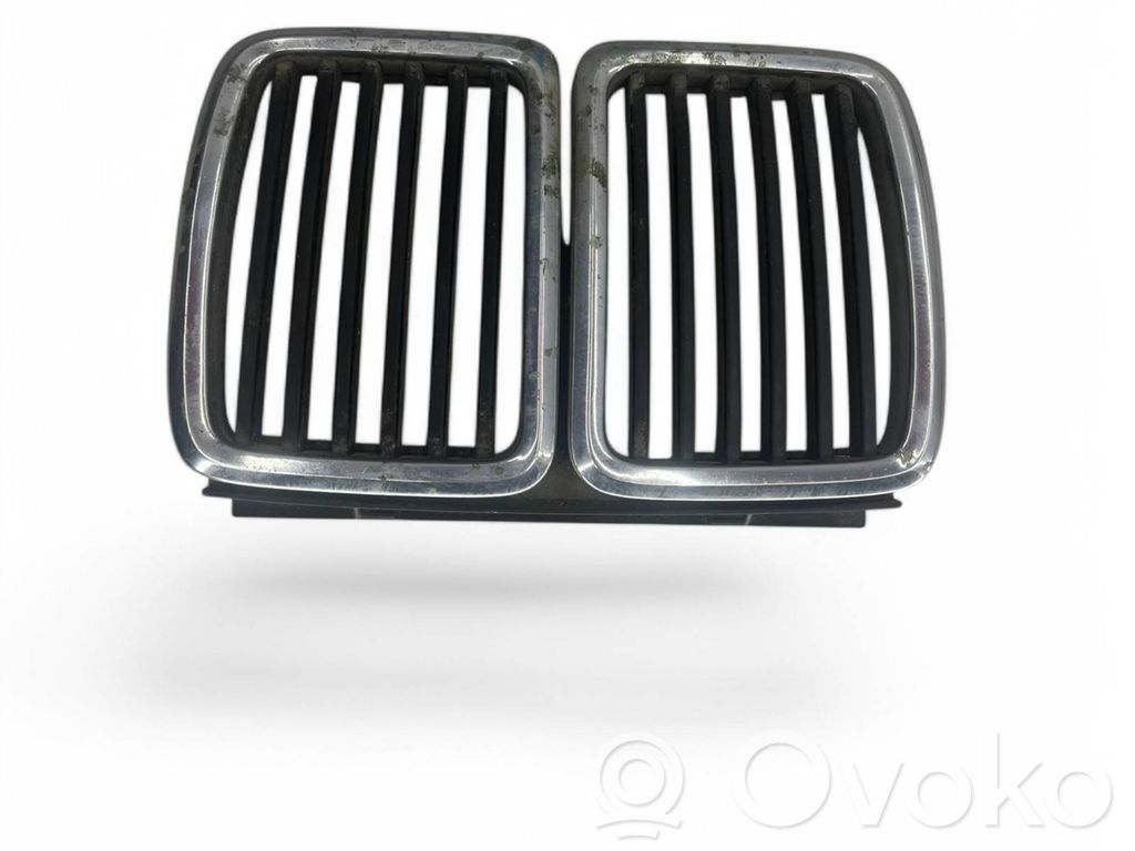 BMW 3 E30 Front grill 