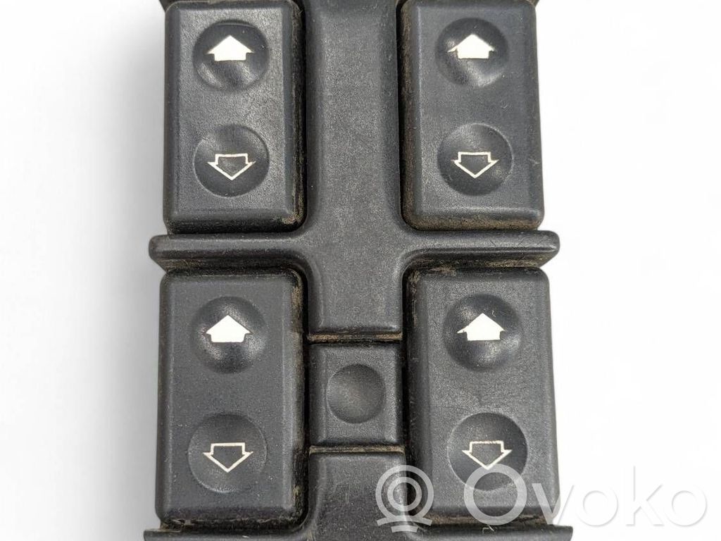 BMW 5 E34 Electric window control switch 