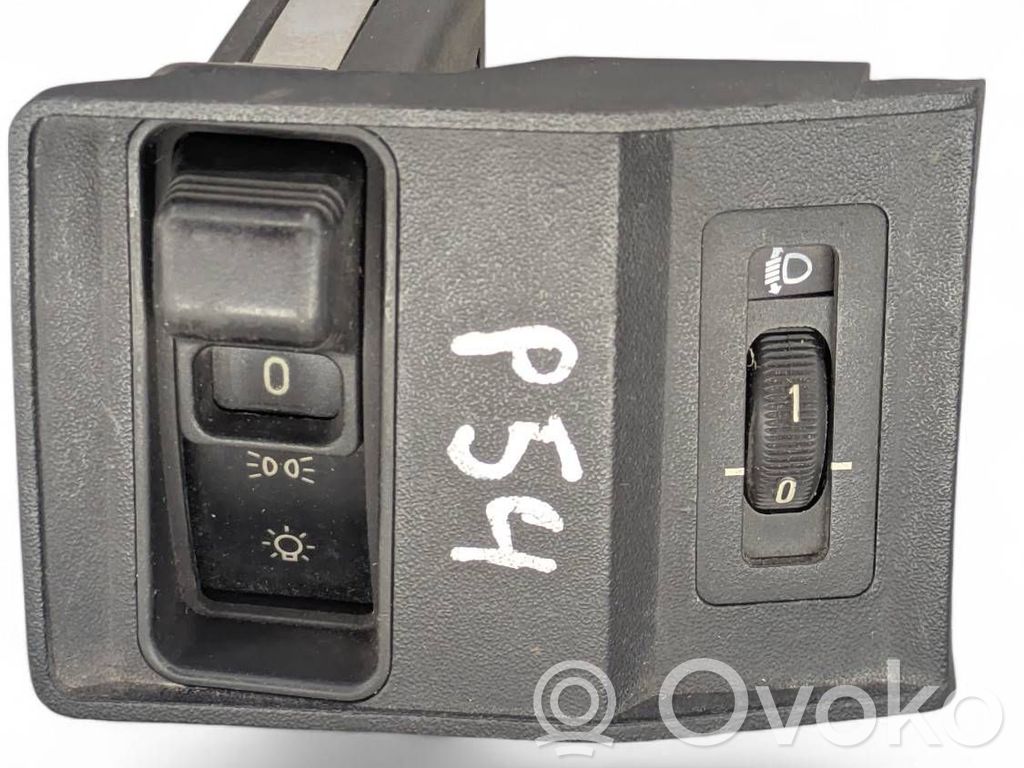 BMW 5 E34 Light switch 