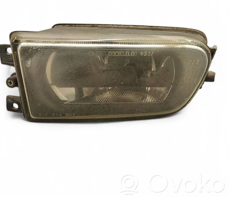 BMW 5 E39 Miglas lukturis priekšā 