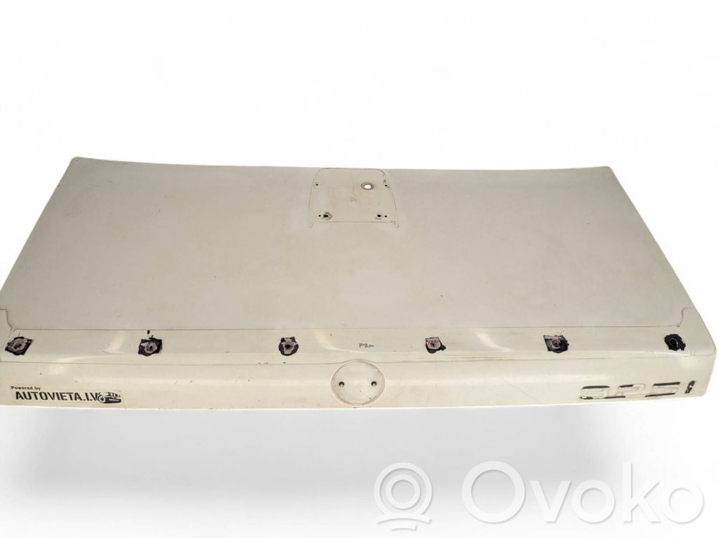 BMW 3 E30 Tailgate/trunk/boot lid 