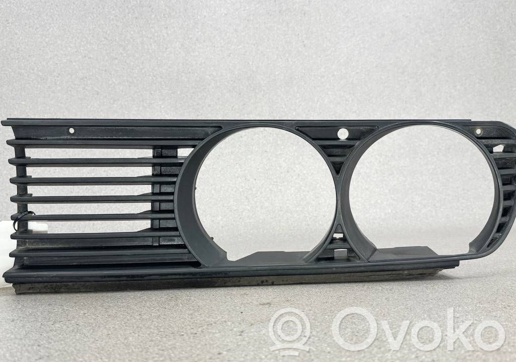 BMW 3 E30 Under headlight/headlamp trim 