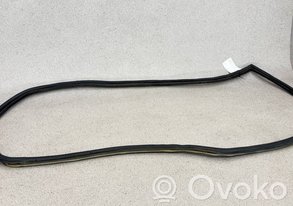 BMW 3 E30 Etuoven kumitiiviste 