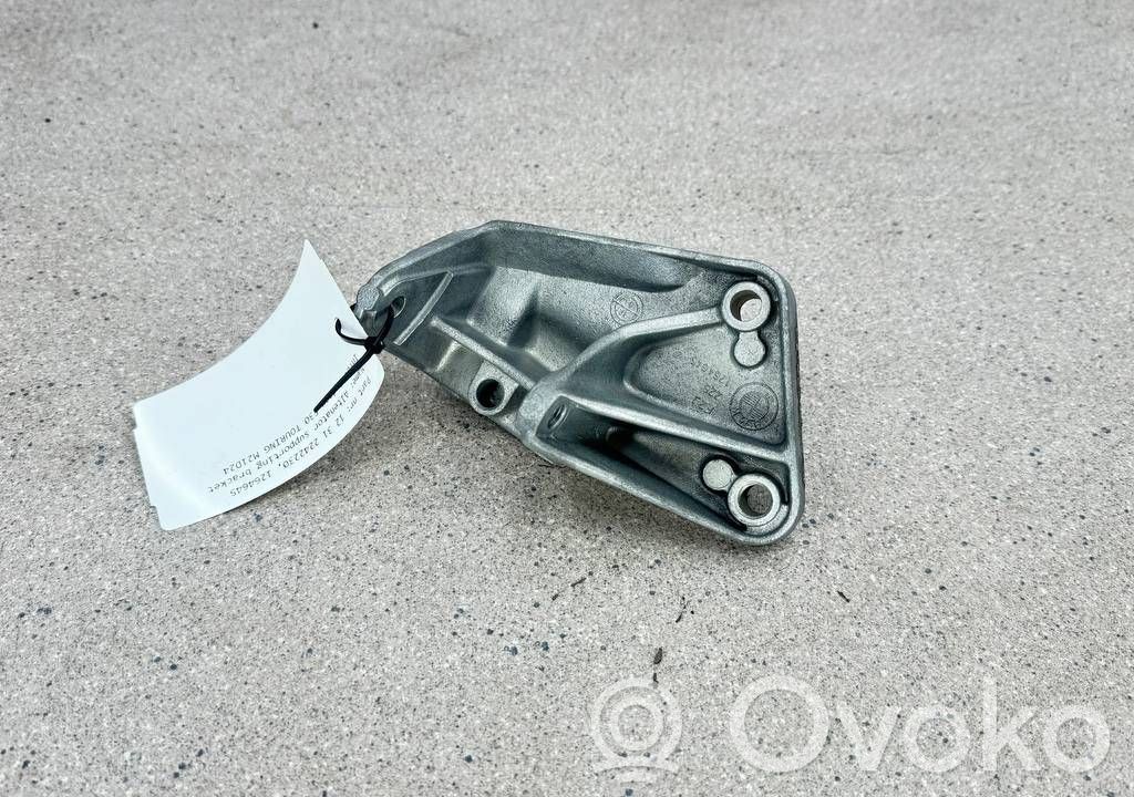 BMW 3 E30 Generator/alternator bracket 