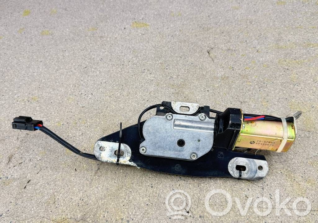 BMW 5 E39 Tailgate/trunk/boot lift motor 