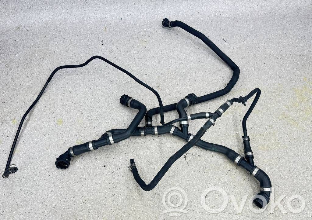 BMW M6 Engine coolant pipe/hose 