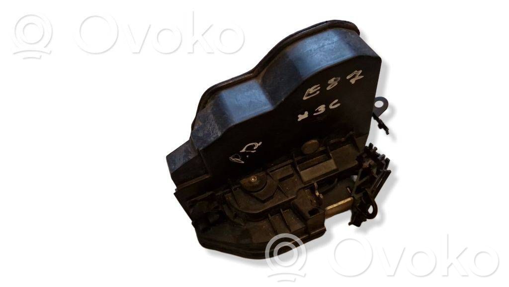 Front door lock   7167074