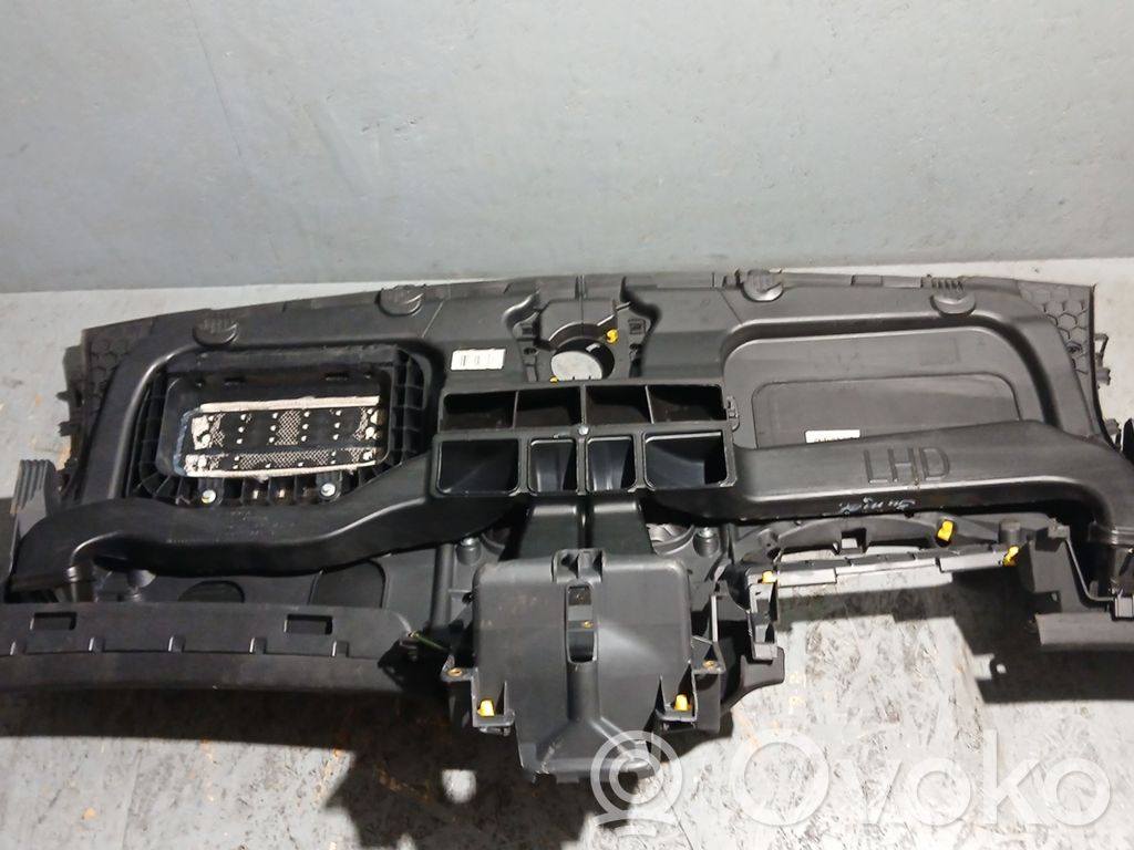 Opel Meriva B Panelė 