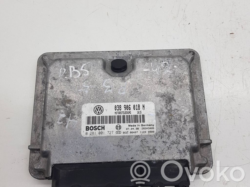Volkswagen PASSAT B5 Engine control unit/module 