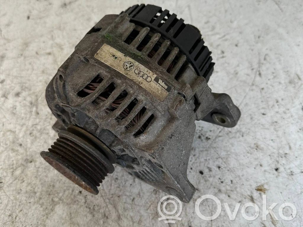 Volkswagen PASSAT B5 Ģenerators 