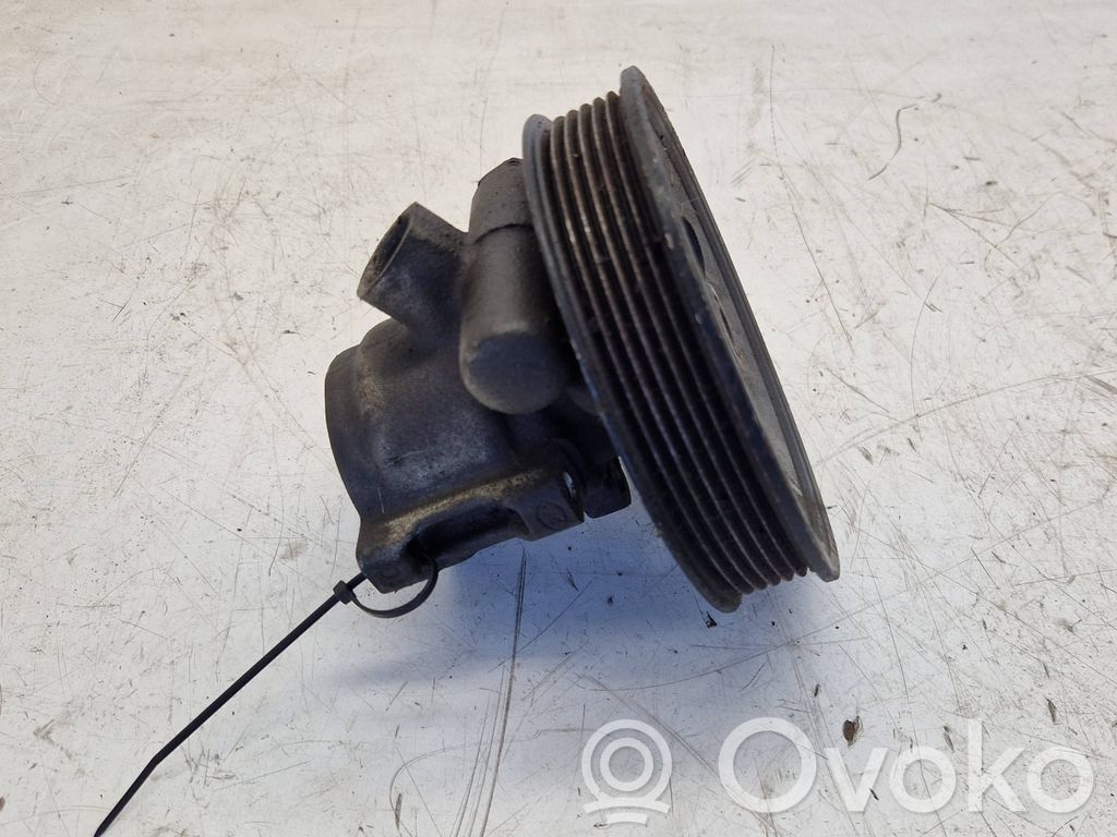 Volvo S70  V70  V70 XC Power steering pump 