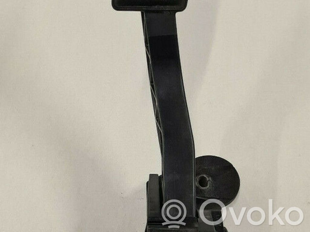 Gaspedal   BR3A9F836BD