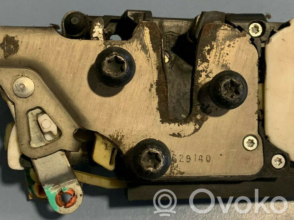 Cadillac DTS Front door lock 