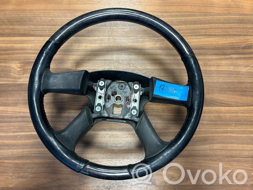 Chevrolet Silverado Ohjauspyörä 