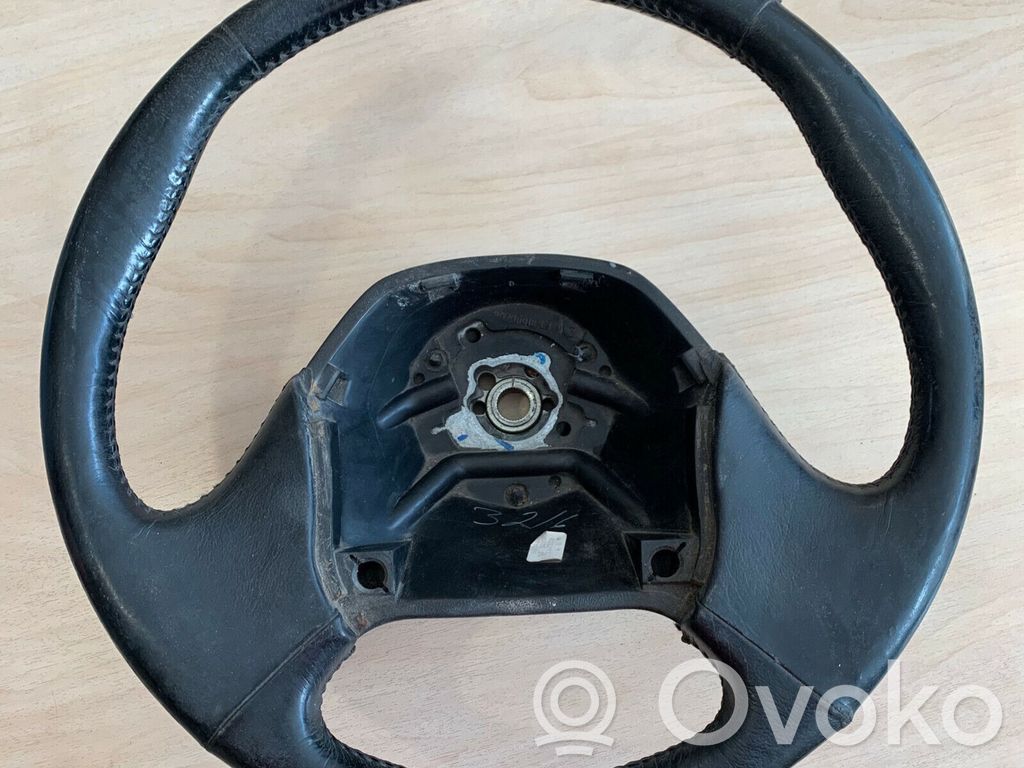 Steering wheel   16750018
