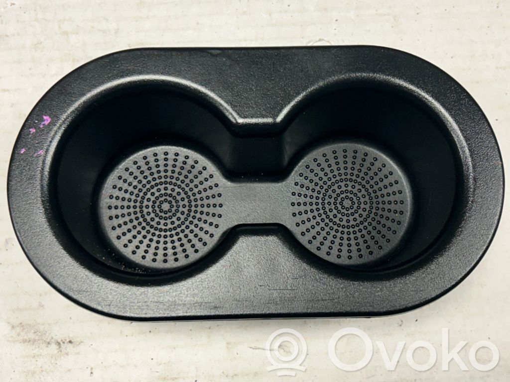 Cup holder back   843081AC,5HD65TRMAC
