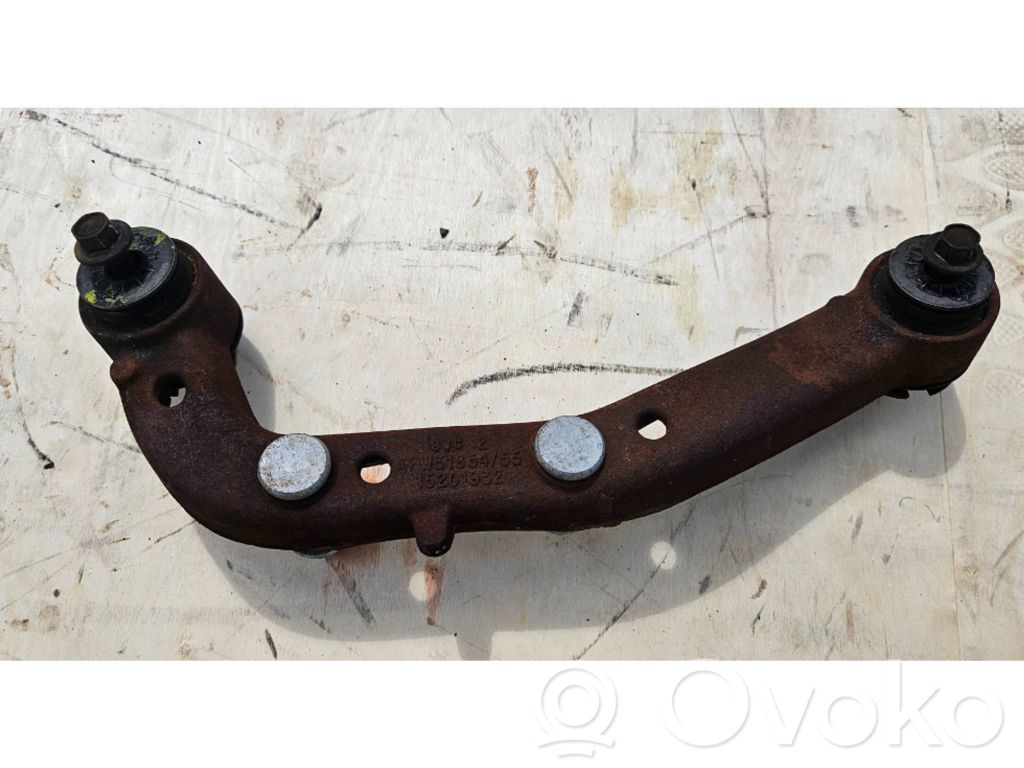 Front differential mounting bracket   15201932,23104735,PW8185455