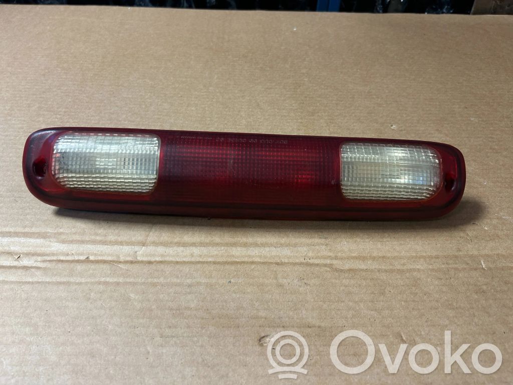 Chevrolet Silverado Third/center stoplight 