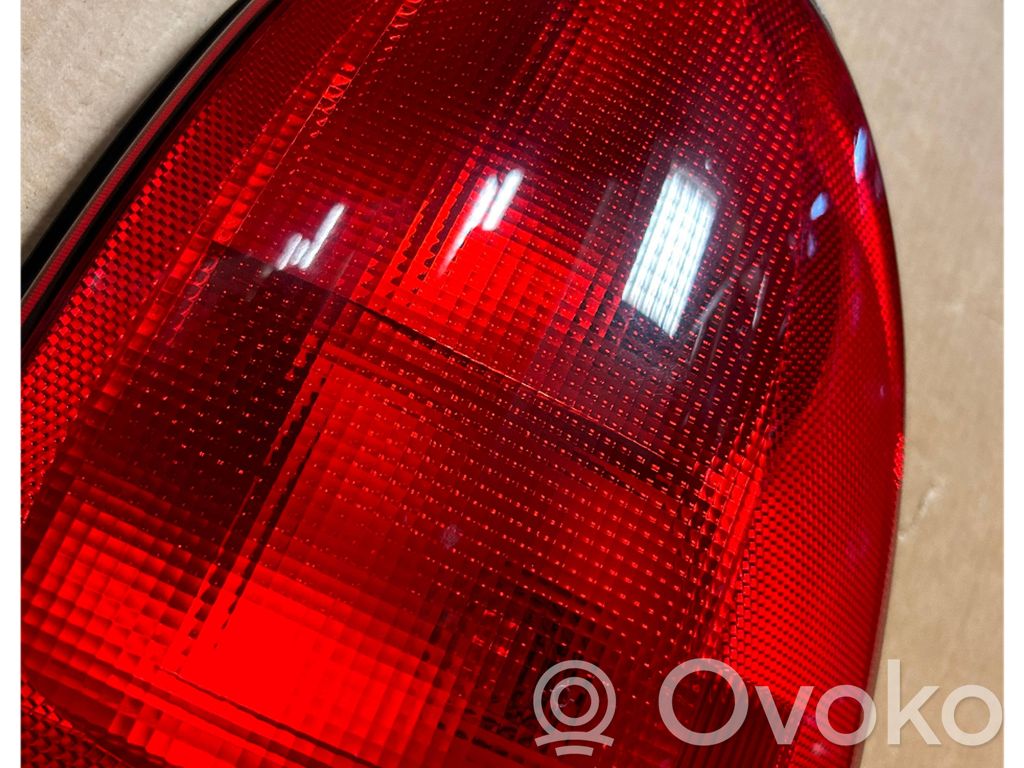 Rear/tail lights   4576362