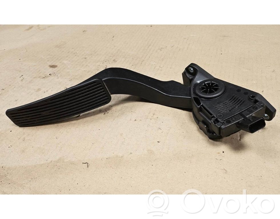 Chrysler 300 - 300C Accelerator throttle pedal 