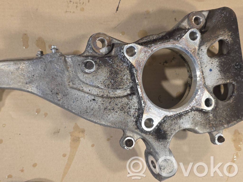 Achsschenkel vorne   RF2L143K186