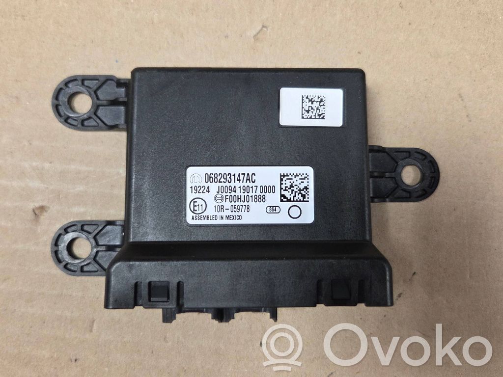 Gateway control module   068293147AC
